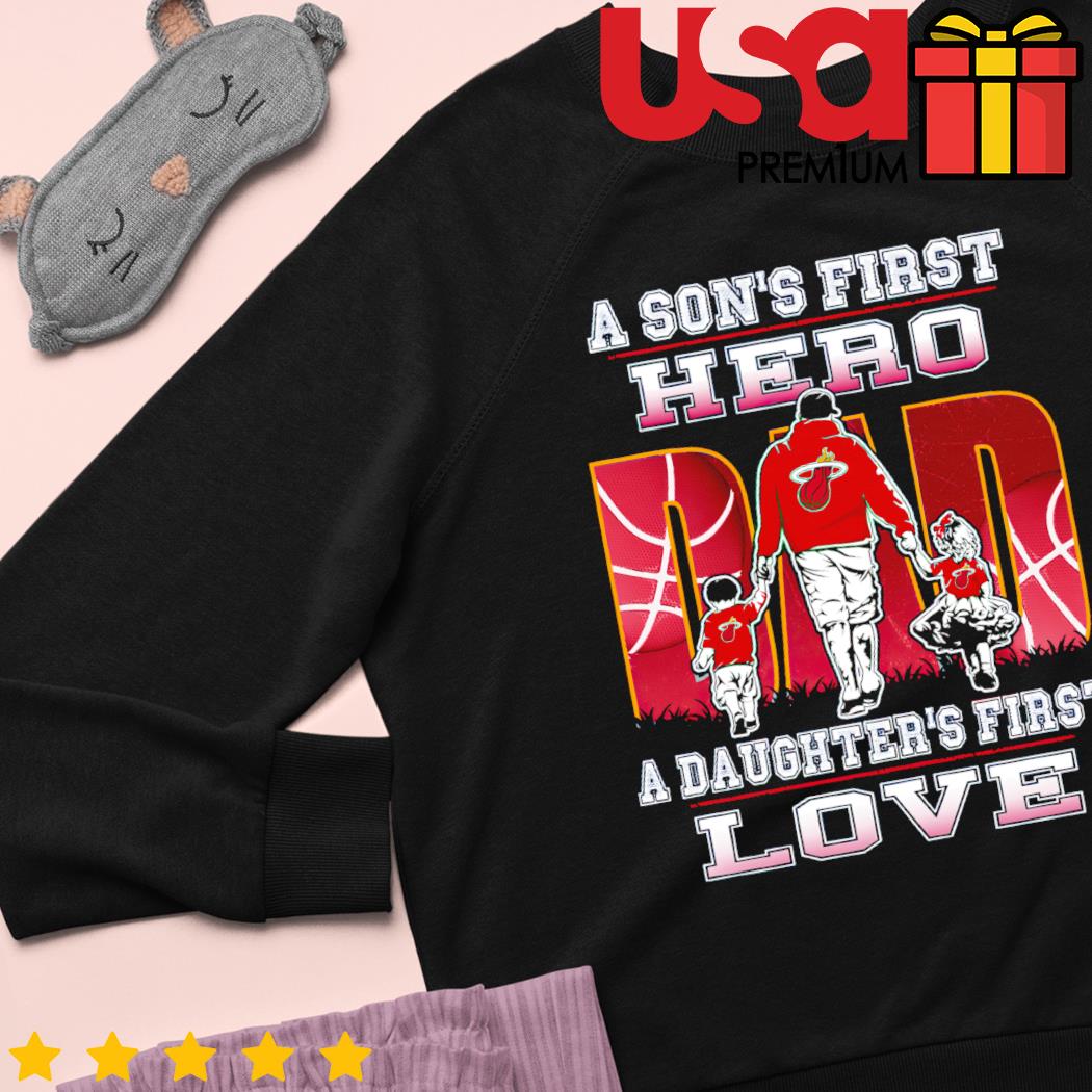 49ers Dad A Son's First Hero A Daughter's First Love T-Shirt